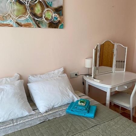 Comfortable Guest Room With Balcony Beniarjo Zewnętrze zdjęcie